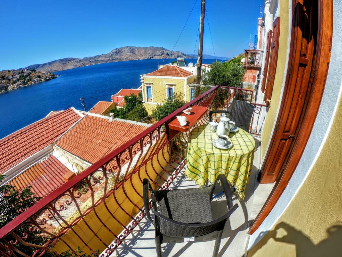 Villa Pitini Szími Kültér fotó