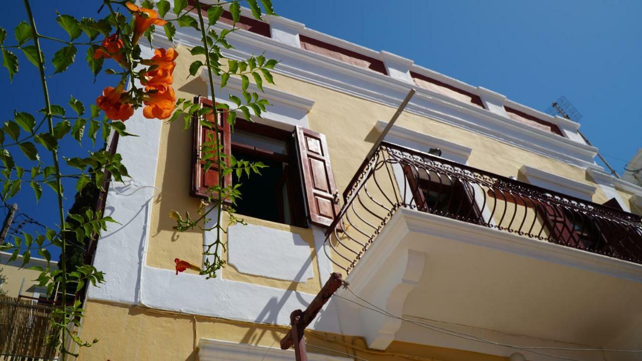 Villa Pitini Szími Kültér fotó