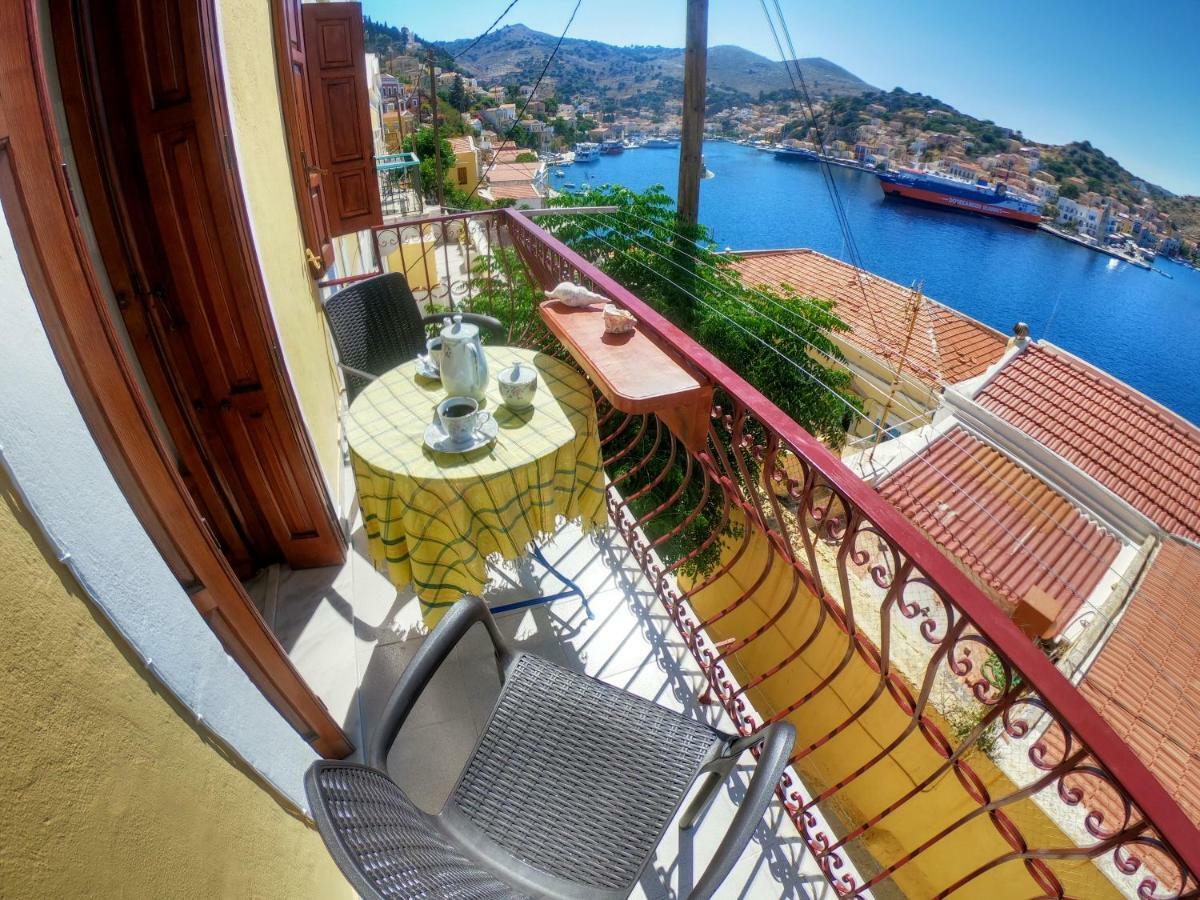 Villa Pitini Szími Kültér fotó