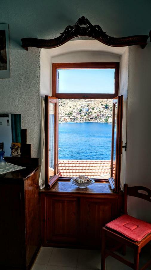 Villa Pitini Szími Kültér fotó