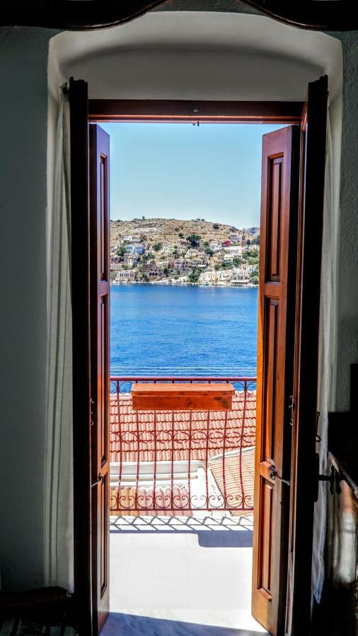 Villa Pitini Szími Kültér fotó